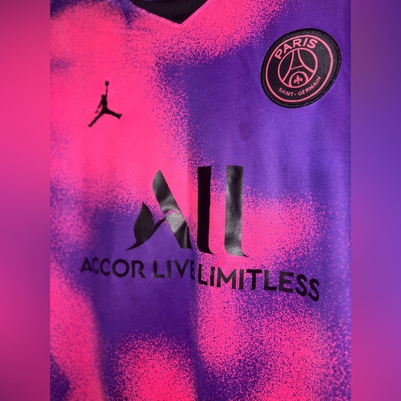 Jordan Purple and Pink Gradient Jersey - Picture 14 of 16